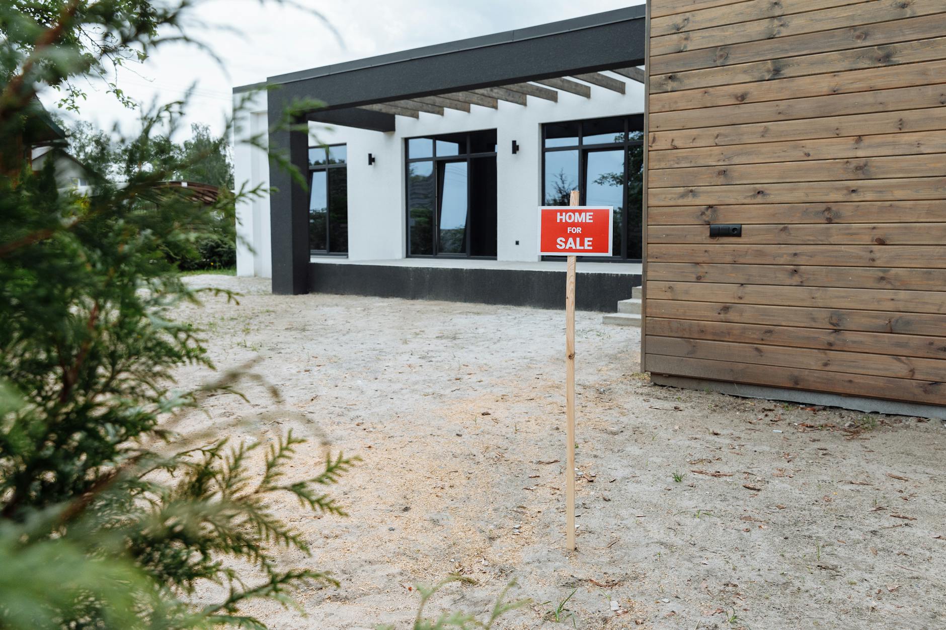 Annonce immobilière traditionnelle vs visite virtuelle 360